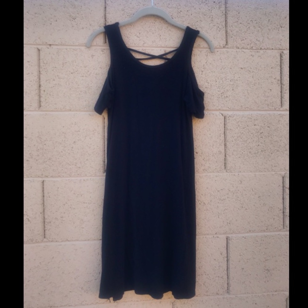 ✨Black Cold Shoulder Dress, Small